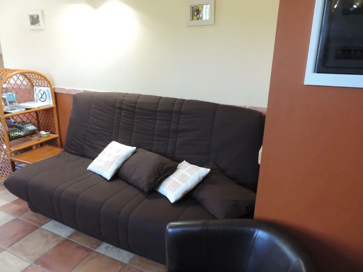 Le Fare Tchanque Gite 2 Ch Piscine Parking Wifi Gratuit Cavaillon 0*,  Frankrijk